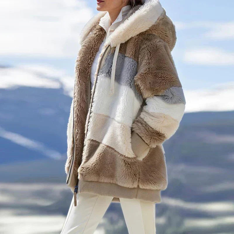 Amara™ | Cozy Hooded Winter Coat